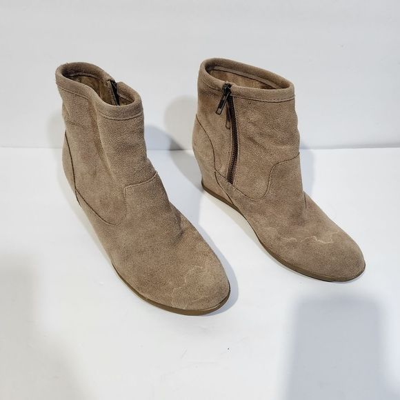 Minnetonka wedge heel boots used size 9.5 - Picture 2 of 12